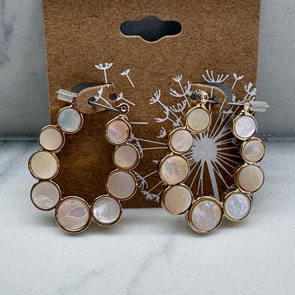 Gold Jewelry Bundle - Picture 3 of 12